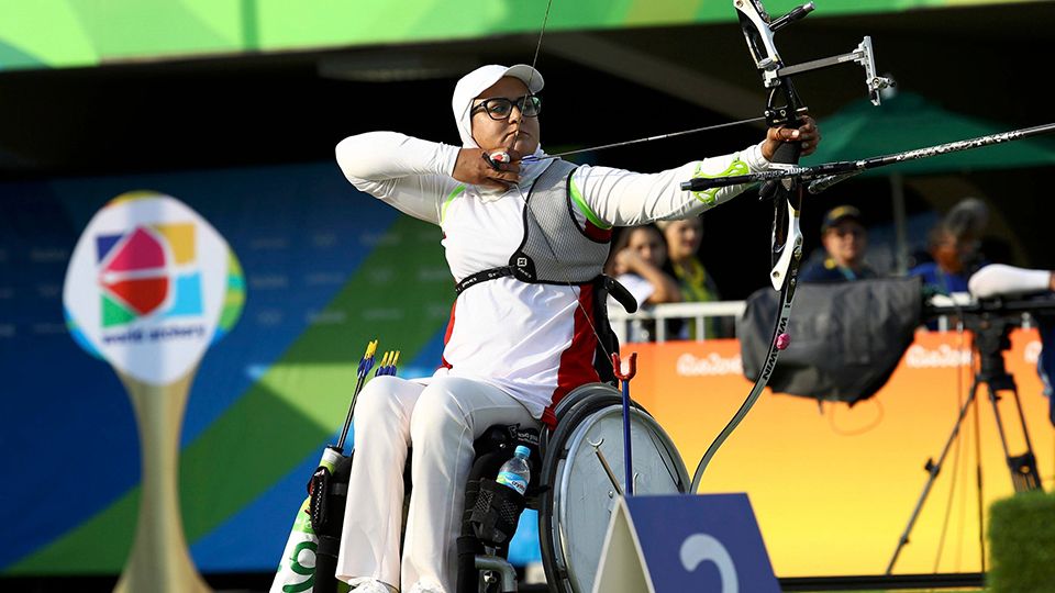 Atlet panahan Iran, Zahra Nemati saat bertanding di Paralympic Games 2016. Copyright: &copy; GETTY IMAGES